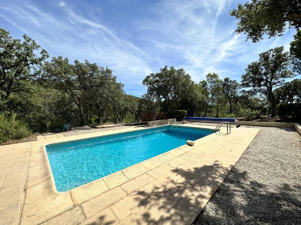 Le Plantier, maison pour 6 personnes avec piscine et jardin vue mer à La Londe-Les-Maures - 4