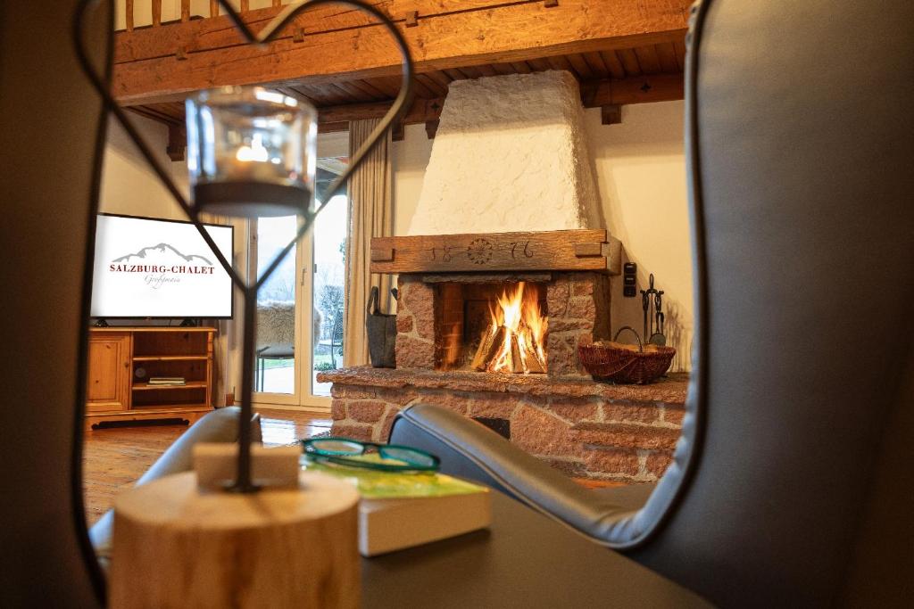 Luxus Ferienhaus Salzburg Chalet mit Pool, Sauna, Whirlpool, Kamin - 3