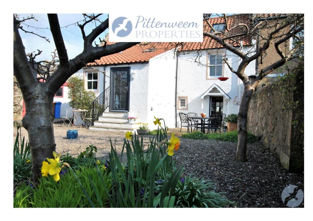 Woods Neuk-stunning character cottage East Neuk, Pittenweem