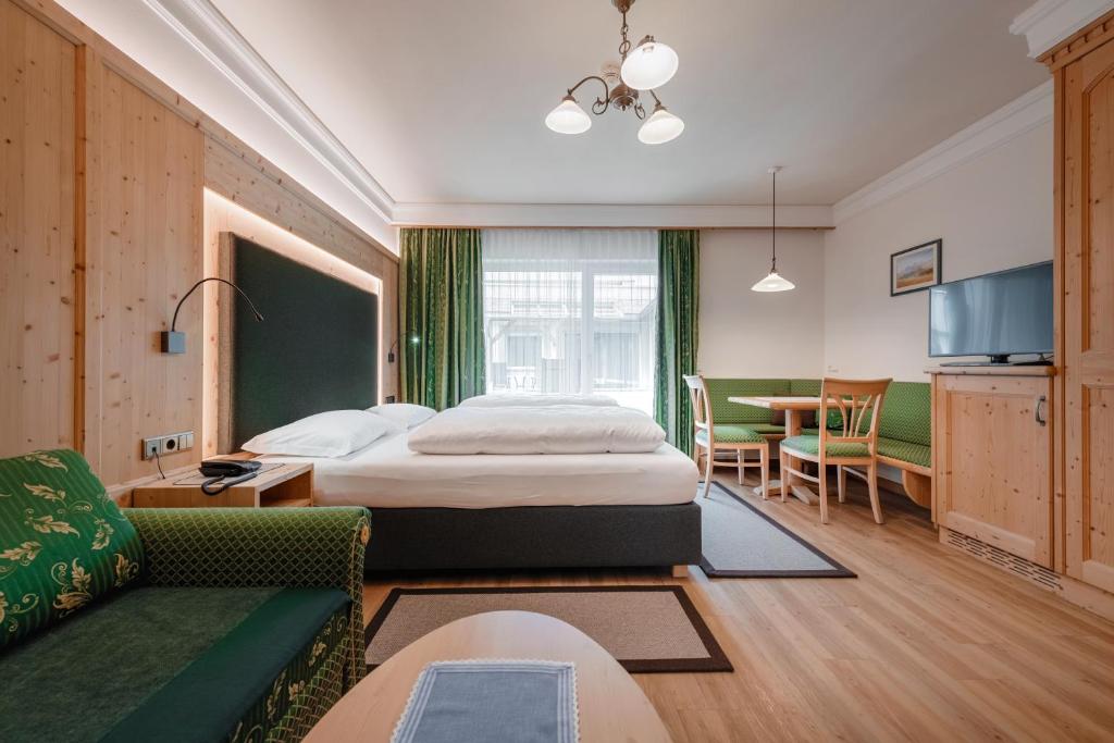 Hotel Sureghes - 4