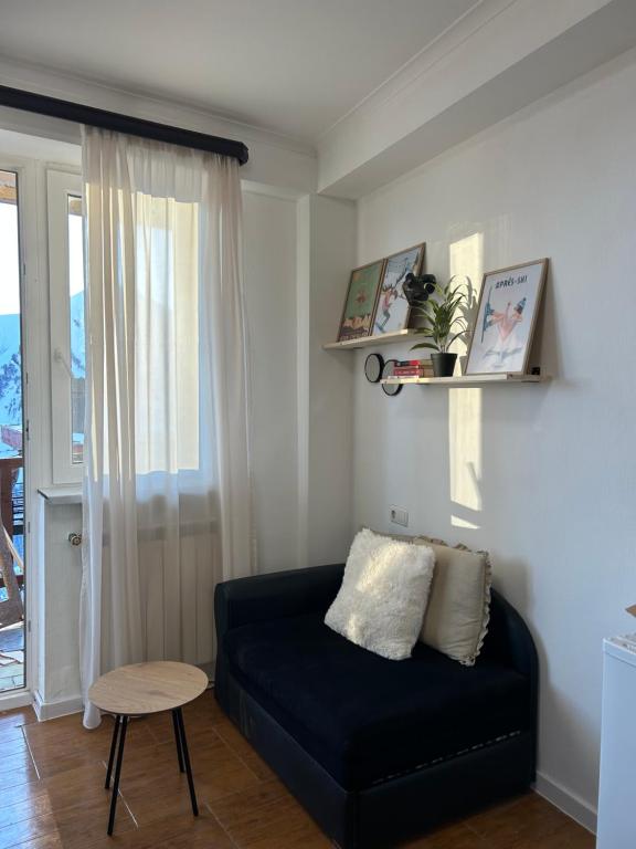 Cozy and Tiny Nest in Gudauri, Gudauri