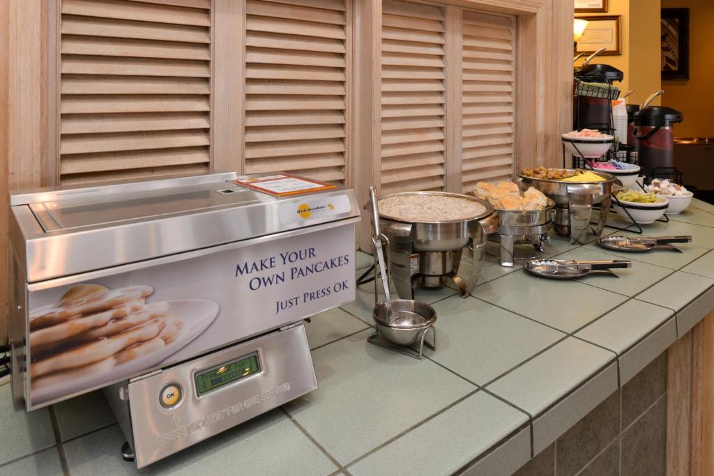 Surestay Plus Hotel By Best Western Fayetteville Photo 48