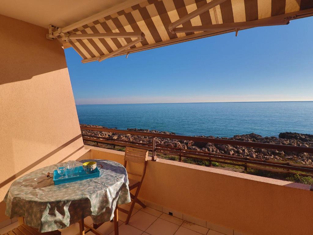 T2 avec WIFI, 1ère ligne mer, terrasse, parking - FR-1-472A-310, Sète