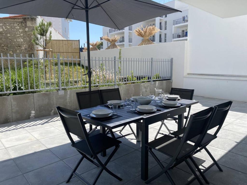 Royan T3 Moderne - Bord De Mer - 6 Pers, Parking, Terrasse - FR-1-738-35 - 2