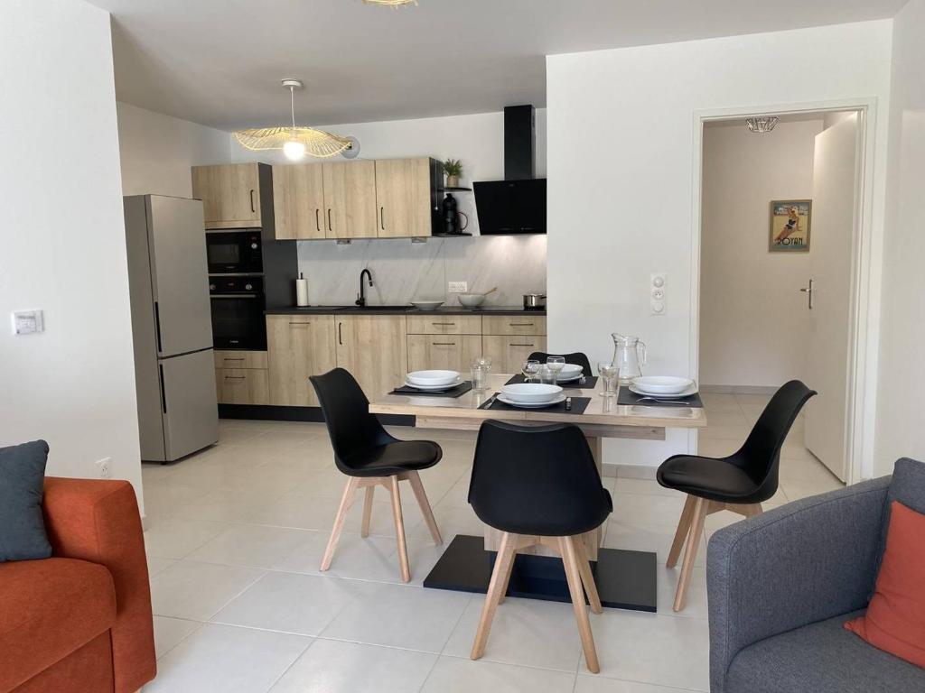 Royan T3 Moderne - Bord De Mer - 6 Pers, Parking, Terrasse - FR-1-738-35 - 4