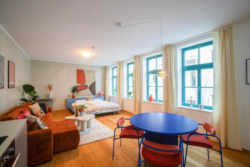 Loft Apartment in Hinterhof-Remise, Hotel in Leipzig