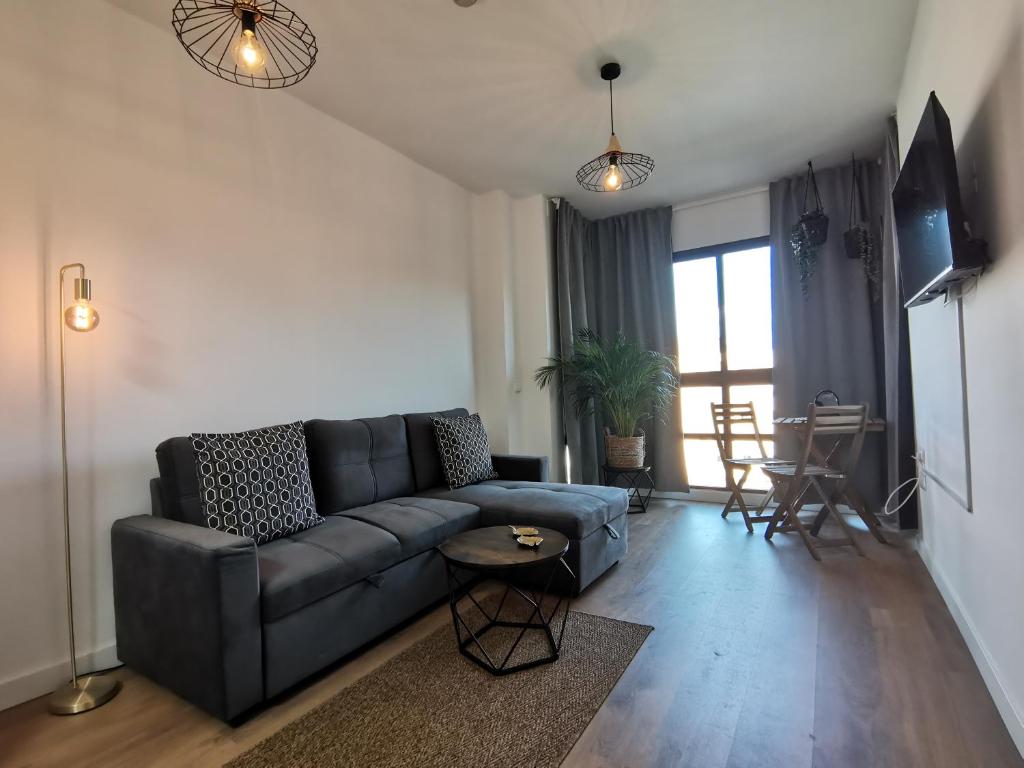 Apartamento con garaje y piscina - 3