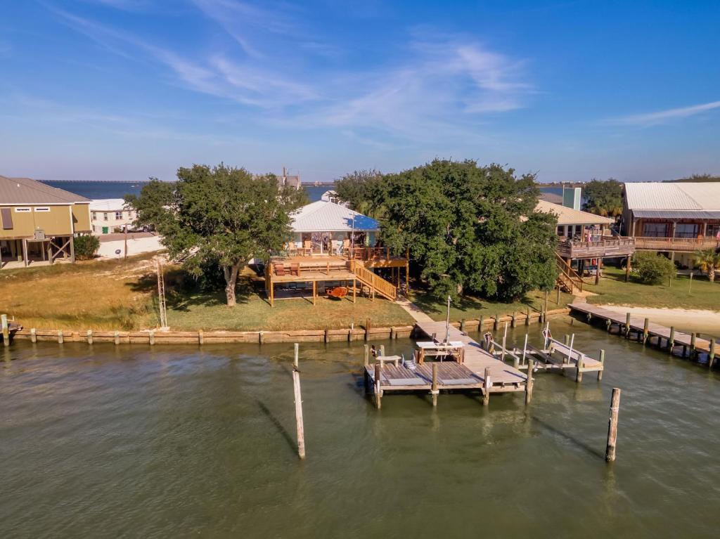 Lewis Landing II, Dauphin Island
