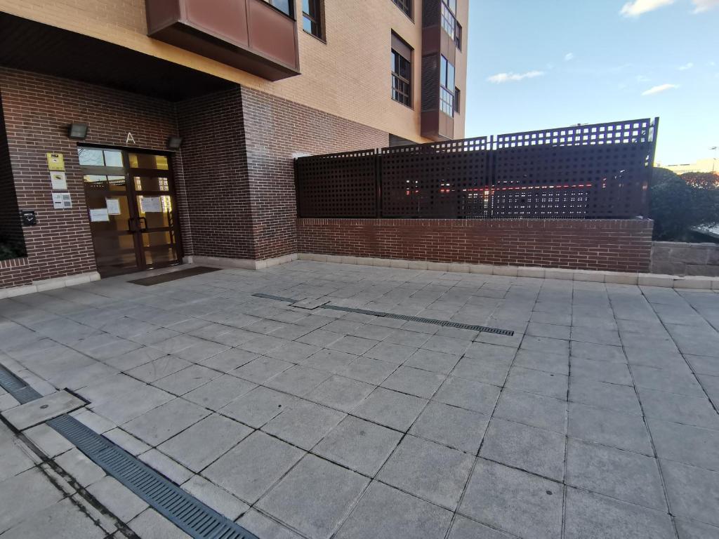 Apartamento con garaje y piscina - 2