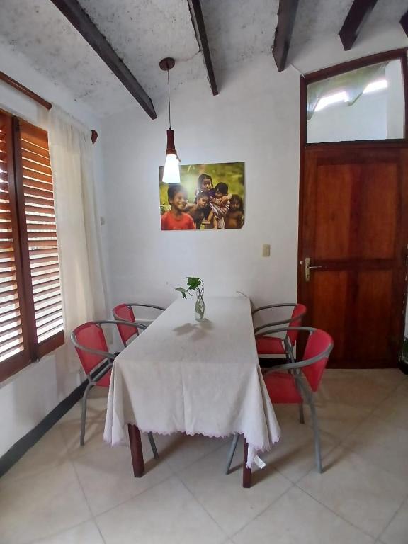 REFUGIO CUSTODIA - 3