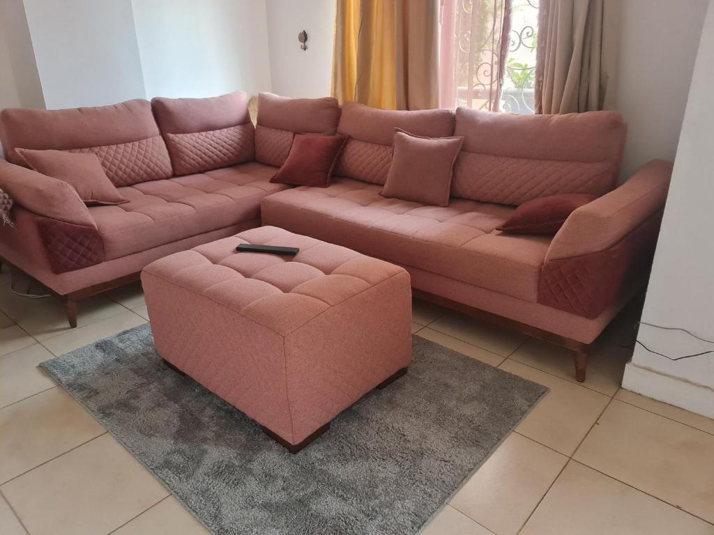 شقة فندقية غرفتين امام السوق و البوابة - 24ساعه جاهزة, New cairo