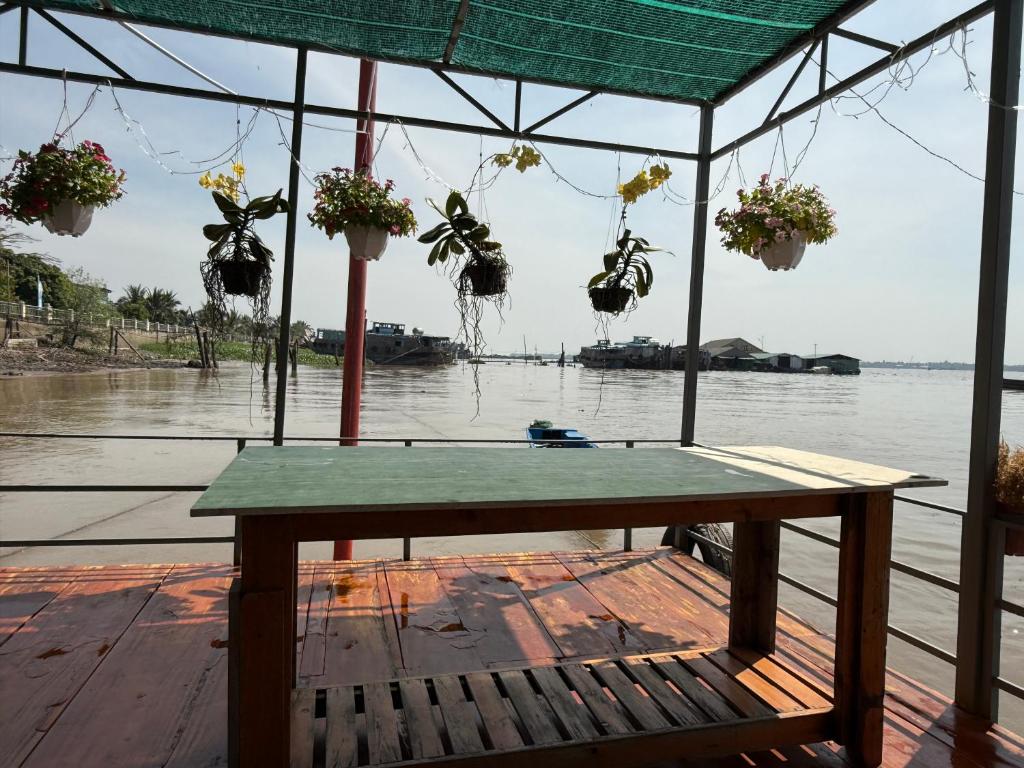 ISLAND HOMESTAY TIỀN GIANG