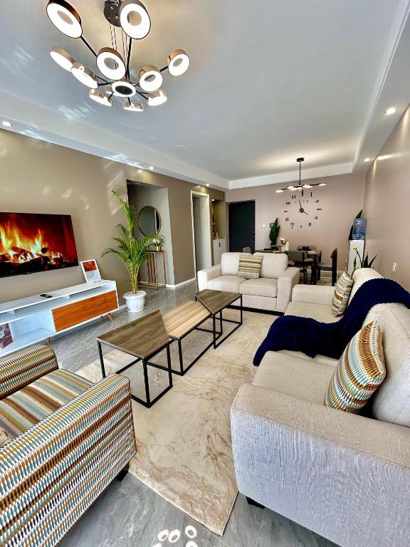 Panoramic view 1bd with a pool minimart close to yaya center, Nairobi