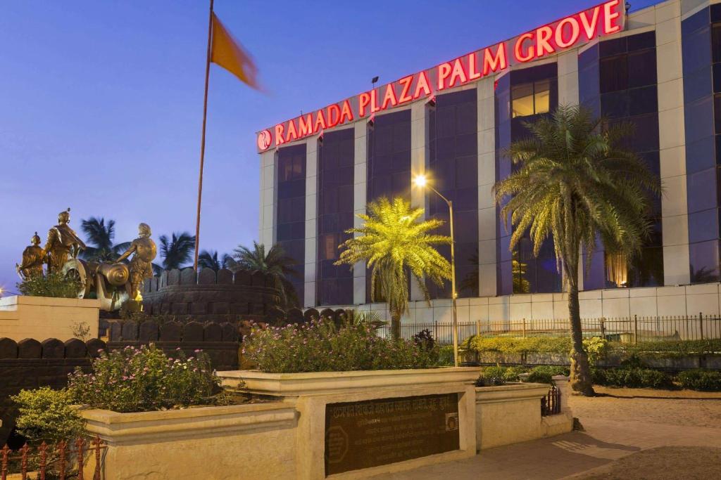 รามาดา พลาซา บาย วินด์แฮม ปาล์มโกรฟ (Ramada Plaza by Wyndham Palm Grove)