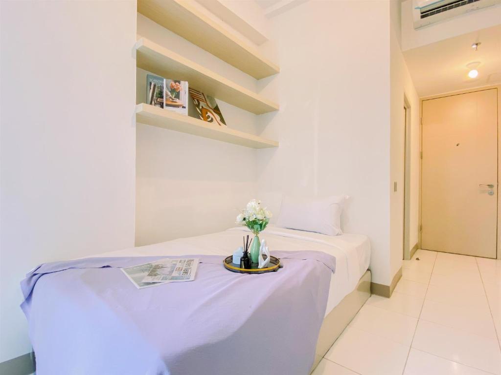 Comfy Studio at Tokyo Riverside PIK 2 Apartment By Travelio, Tangerang