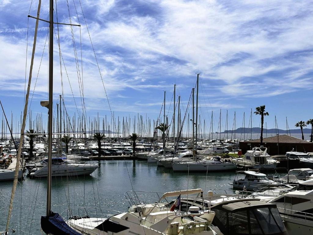 HYEDHI Studio pour 4 personnes avec vue mer sur le port d'Hyères - 5