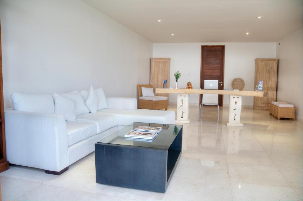 フロント・ロビー