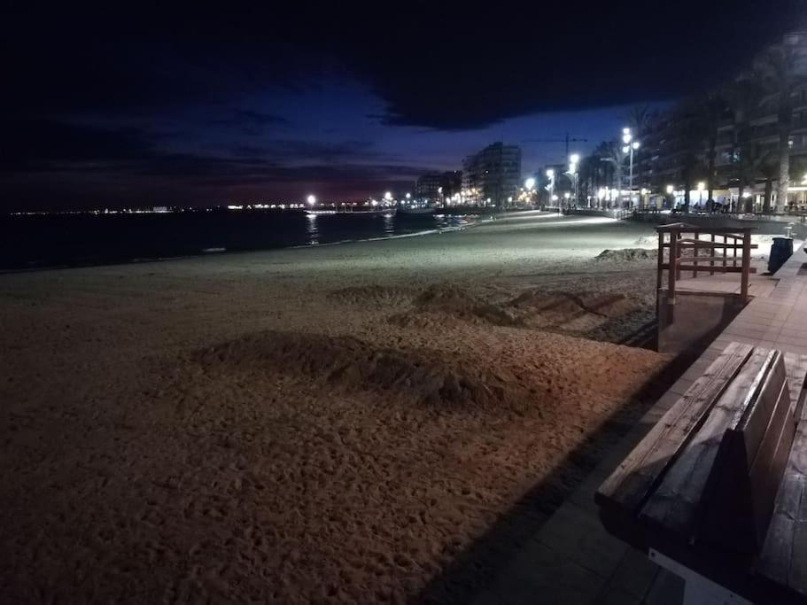 En Torrevieja Acogedor a 200 metros la playa WIFi - 2
