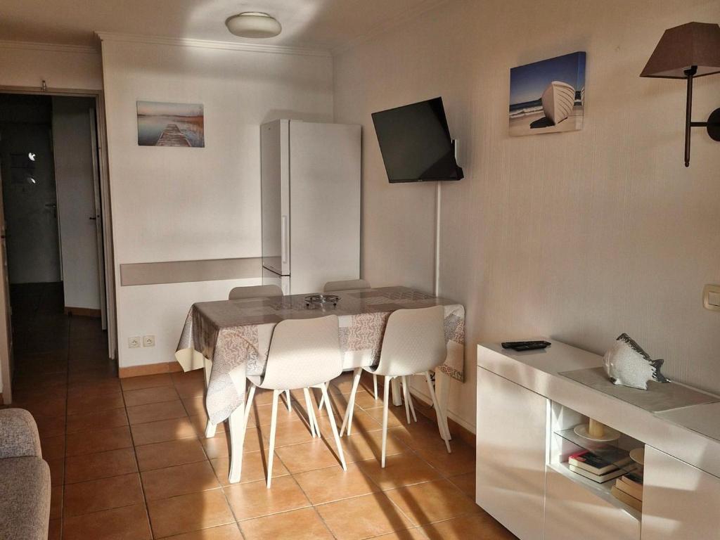 Cap Esterel : Appartement 2 Pièces, Vue Mer, Accès Piscines - FR-1-504-663 - 5