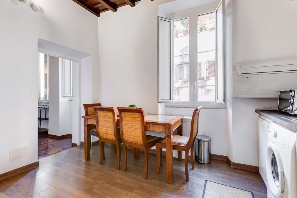 5 min Piazza Navona-Aria Condizionata-Smart TV-Cucina completa - 2