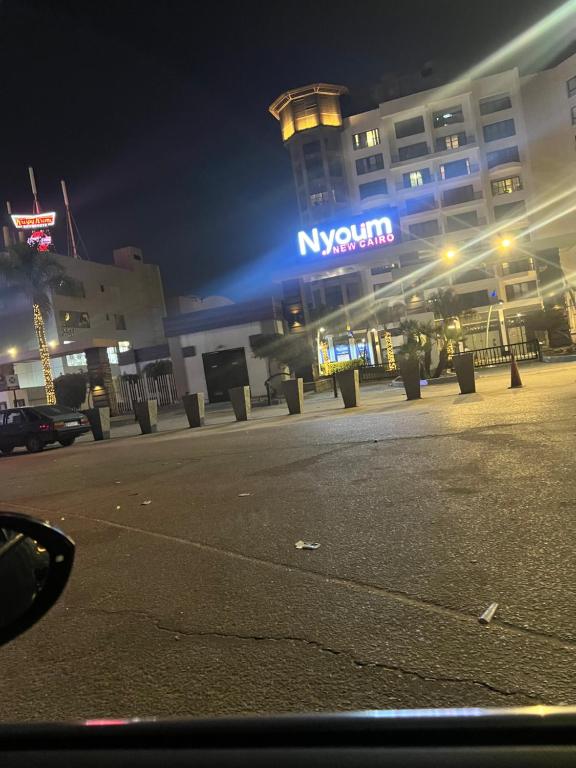 Nyoum new cairo, Káhira