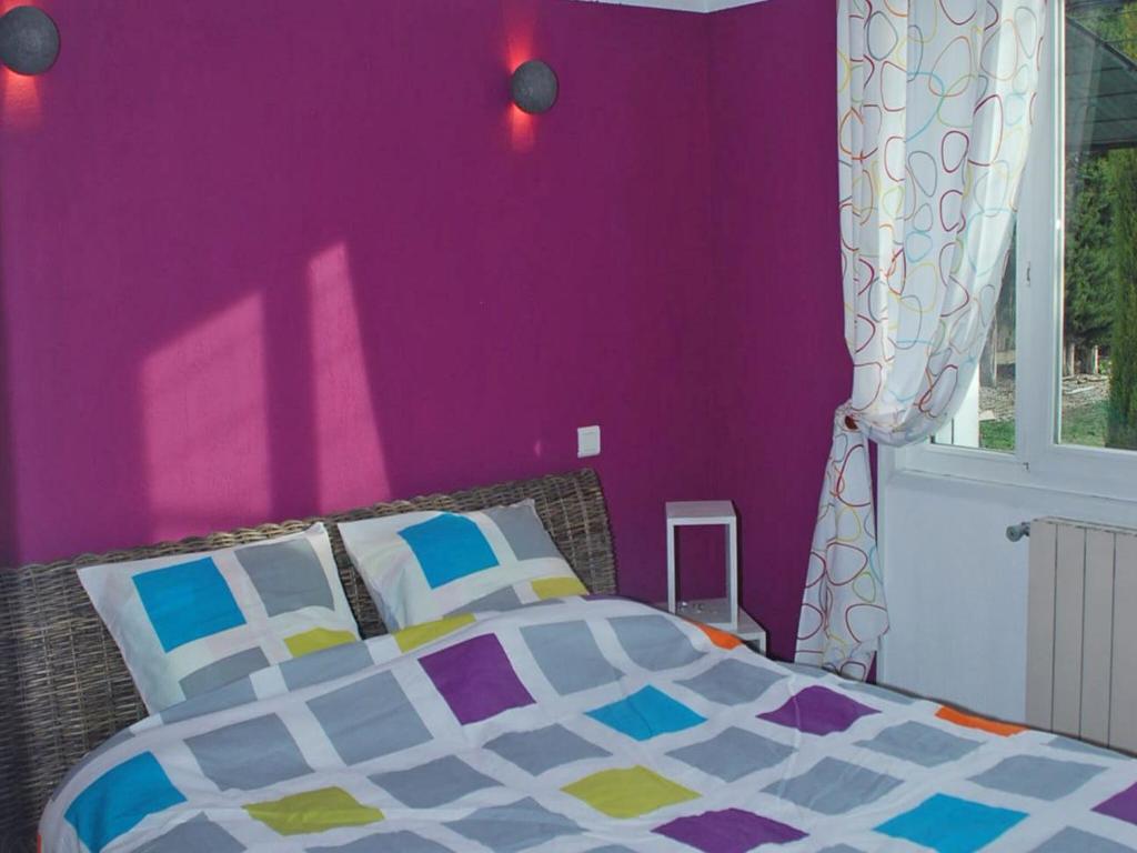 Holiday Home in L'Isle-sur-la-Sorgue with Pool - 4