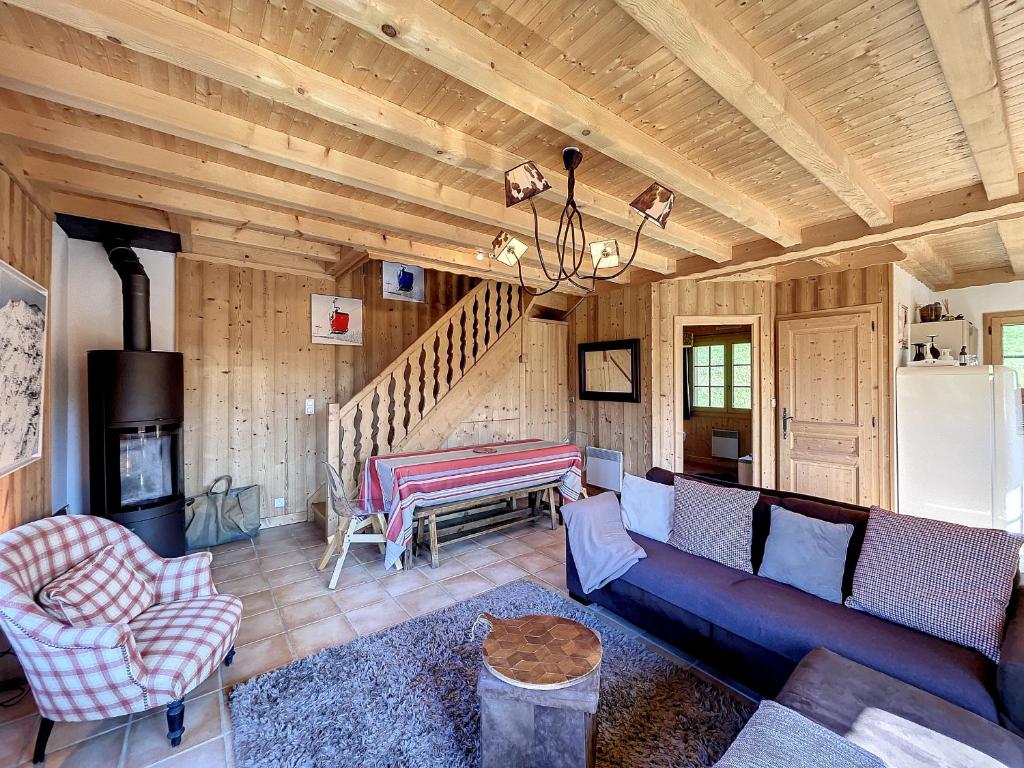 Demi-chalet duplex proche télécabine avec WiFi - 1