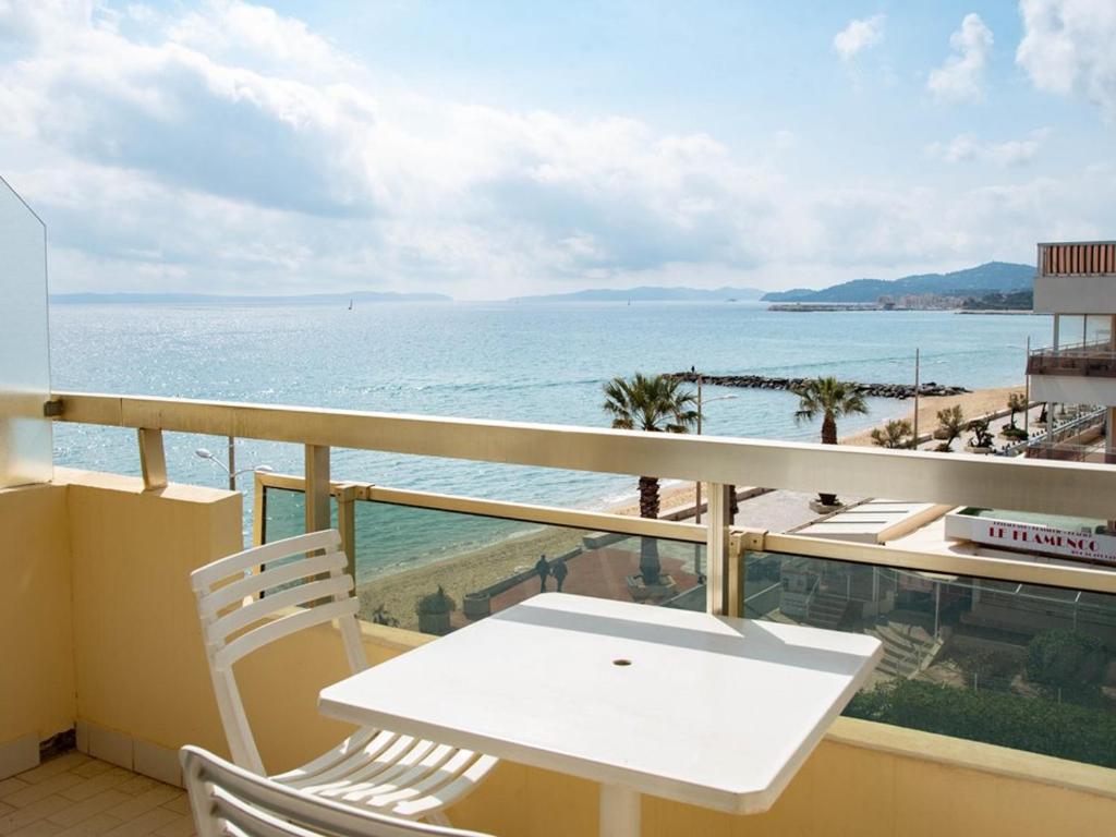 Studio cabine 4 pers au Lavandou, climatisé - FR-1-803-57 - 1