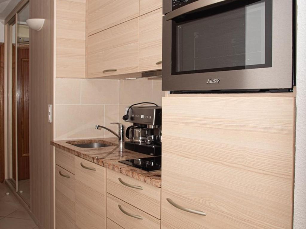 Studio cabine 4 pers au Lavandou, climatisé - FR-1-803-57 - 5