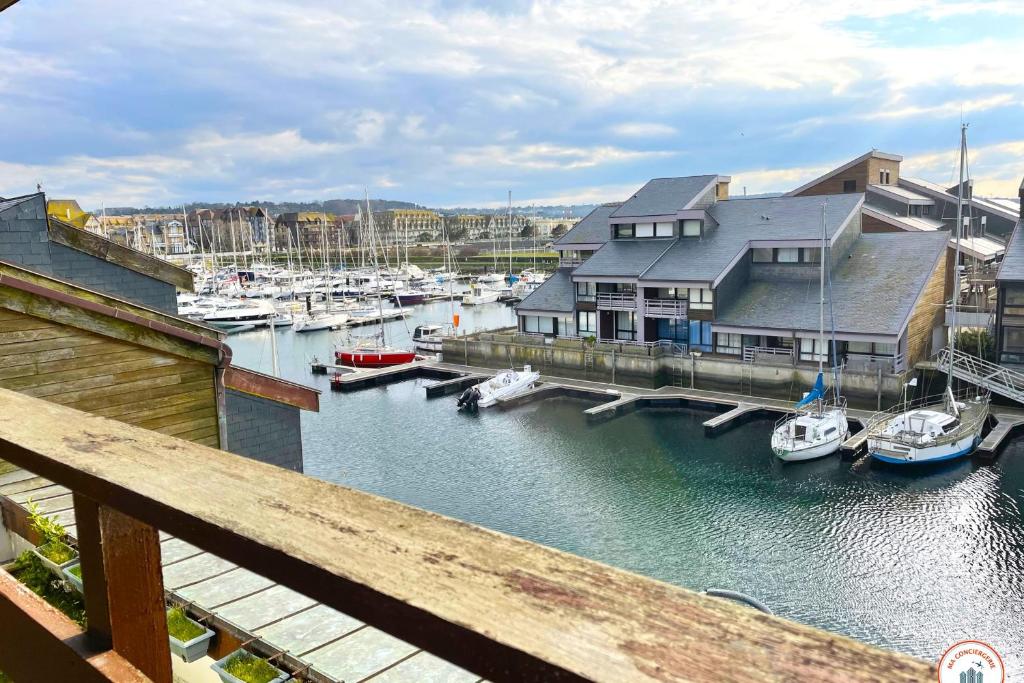 Le Majestic - Vue Marina Mer et Casino - 2