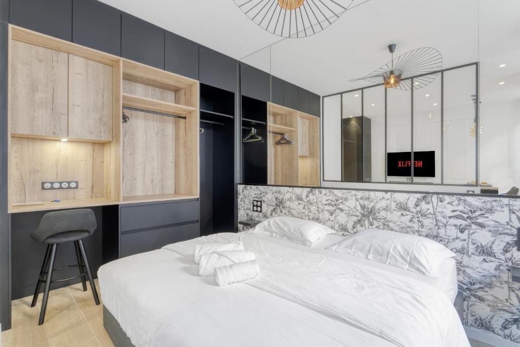 1 chambre modern D rue St-Honoré D, Hypercentre proche du Palais - 2