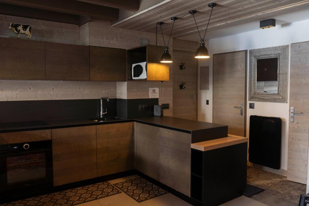 Résidence VAL VILLAGE, skis aux pieds, Duplex 3 chambres 75 m2 - by MONTBLANC LODGE - 5
