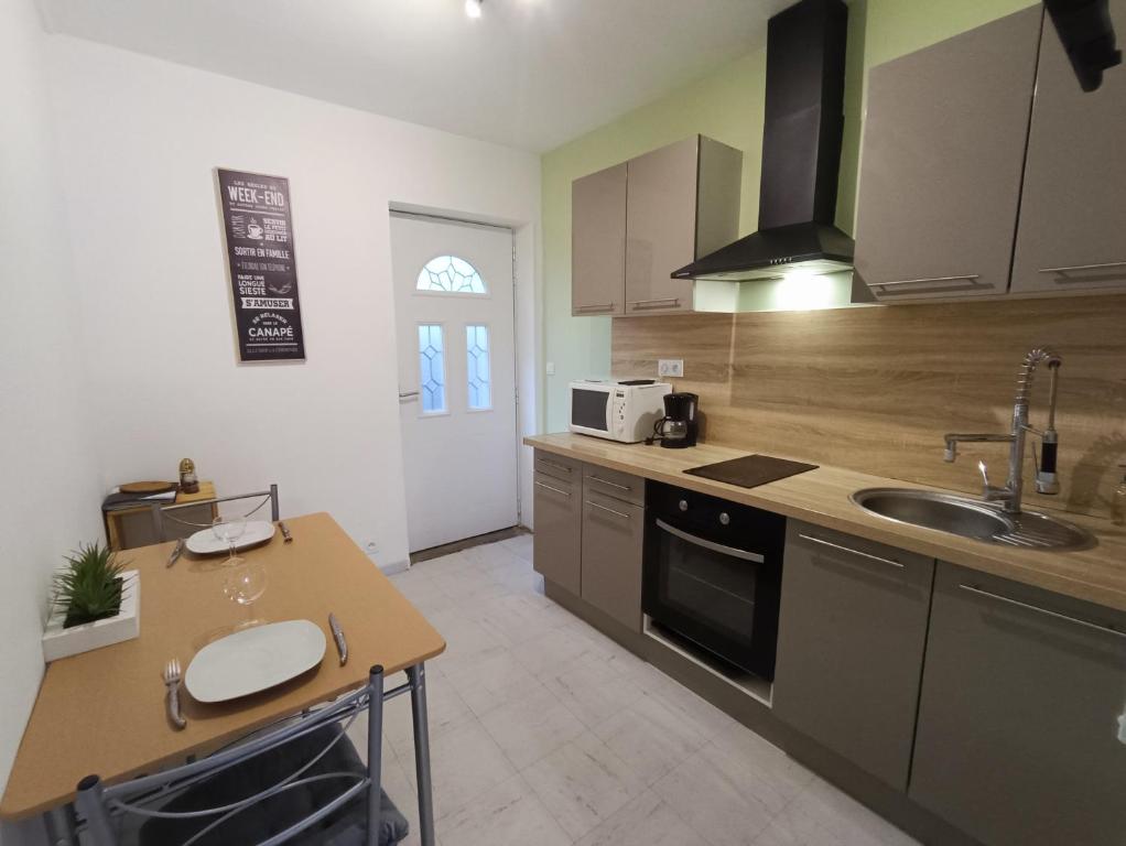 Appartement tout equipé à 600m du centre thermal - 1