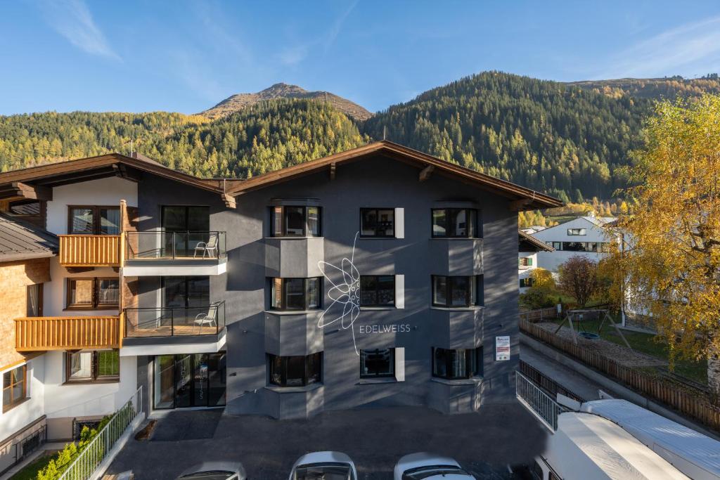 Boutique Hotel Edelweiss - Adults Only - 3