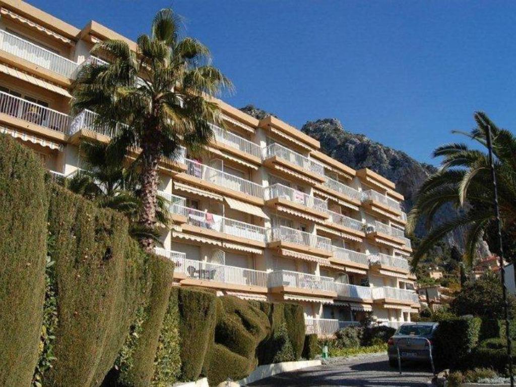 2P en dernier étage avec clim et parking privé à Menton - FR-1-196-159 - 2