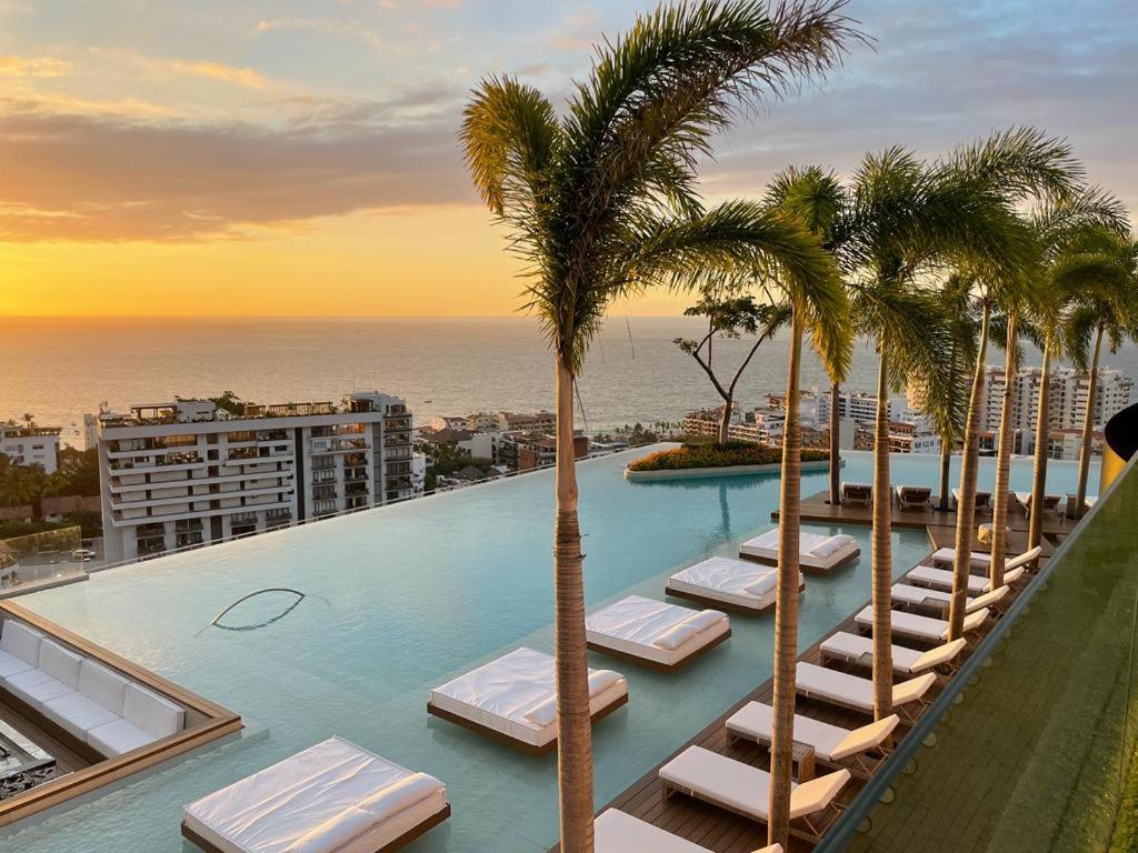 Luxurious Condo Colozza SohoPV 1Bed 2Bath - 2