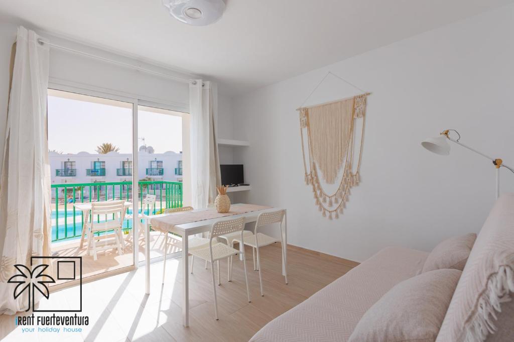 Melodia Pool View & WiFi by iRent Fuerteventura - 2