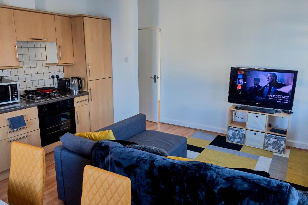 Modern Cosy Two Bed, Tilbury