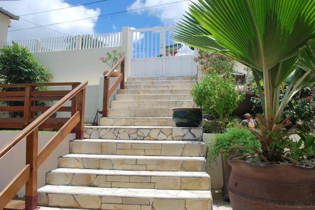 Vue sur Mer Caprices de l'Ombre, Schoelcher