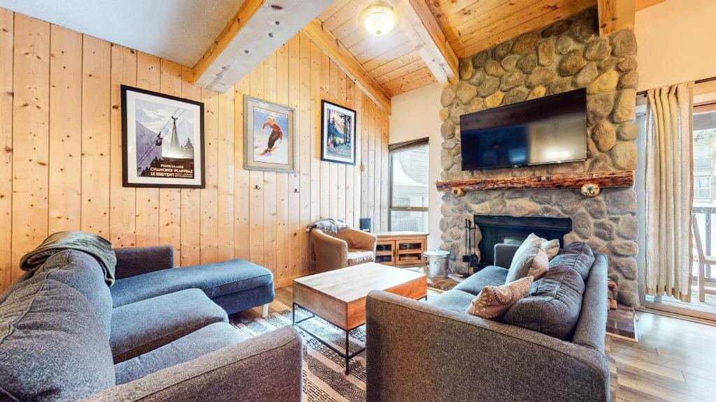 Chamonix #64 condo, Mammoth Lakes