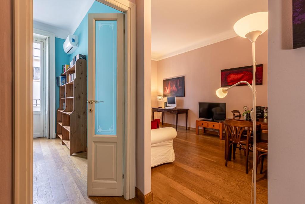 Elegant Apartment with Parking - Central Station - 4