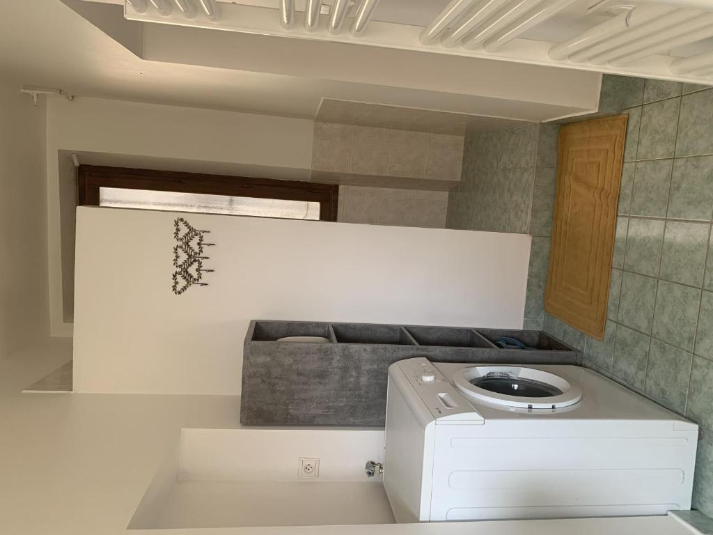 Grand Studio Historique 30m2 - hypercentre - 2