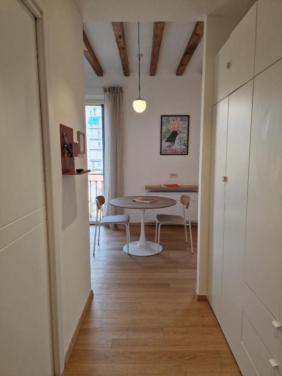 Camparino Apartment, 10 Min from the Duomo, Milano - 4