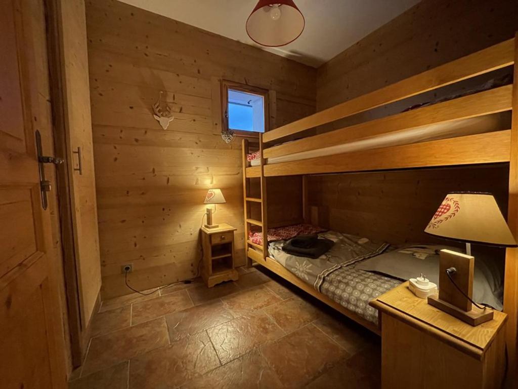Confortable chalet 12 personnes avec WiFi et parking, près des pistes - 2