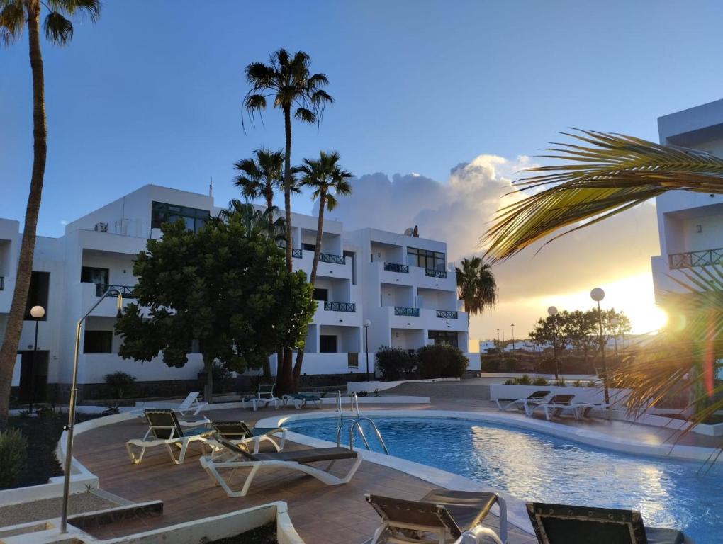 Lara Luna, Costa Teguise