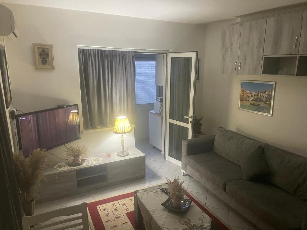 Cozzy Inn, Studio Flat, Tirana