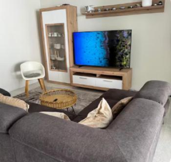 Luxury Apartment hot tub included in price - 4