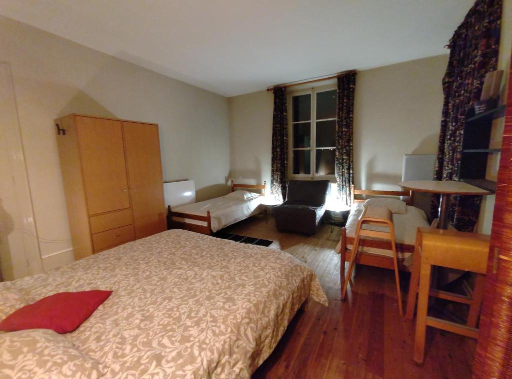 De la Maison Restau' à la Chambre en particulier - 5