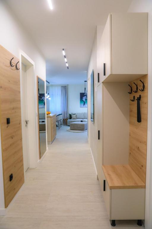 Fancy new 2bdrm ap free garage - 4