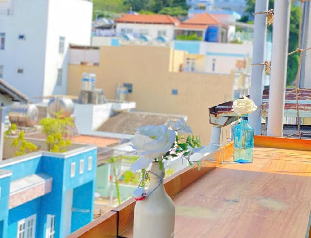 Khách Sạn Tương Lai